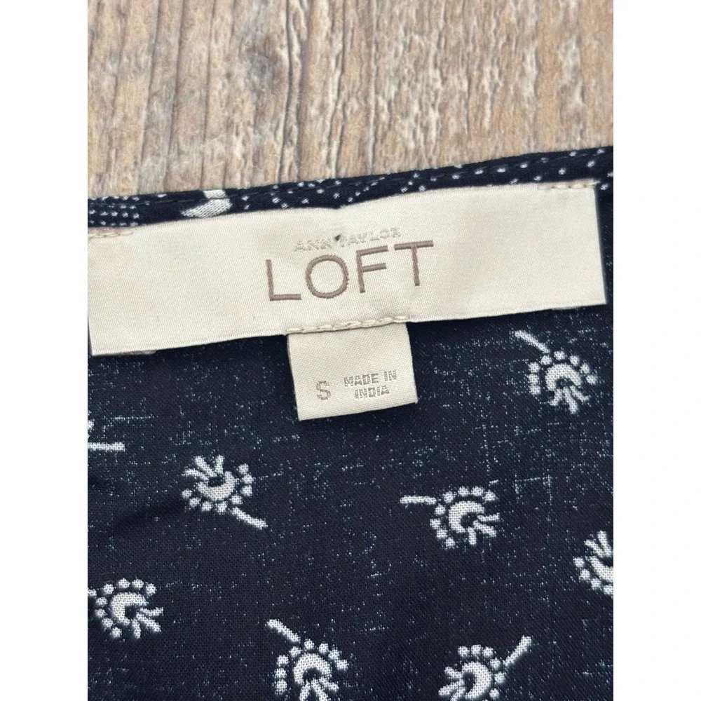 LOFT Ann Taylor Navy Floral Crochet Lace Tassel Tie Blouse Top Small - Picture 2 of 5